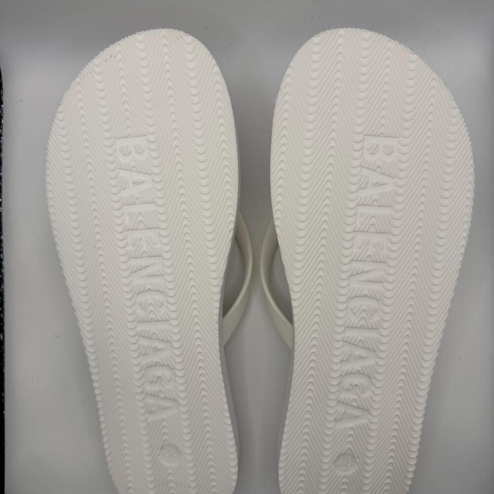 Balenciaga Women's White Sandals - Picture 2 of 3